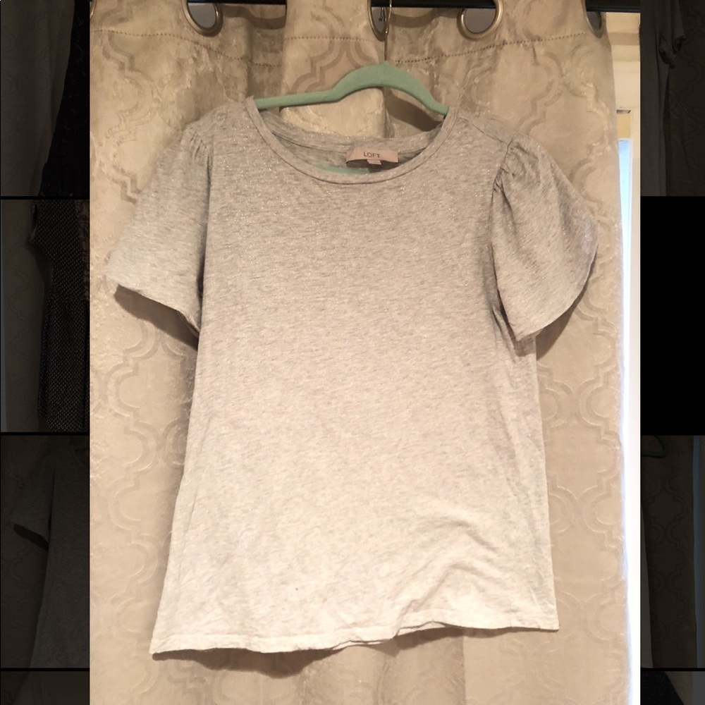 Great glittery ruffle sleeve